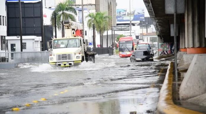 Indomet alerta por intensas lluvias a partir del jueves por vaguada sobre el país