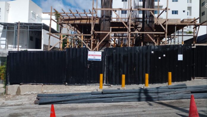 Mived ordena suspensión del proyecto Prado Residences III por graves violaciones a las leyes de construcción