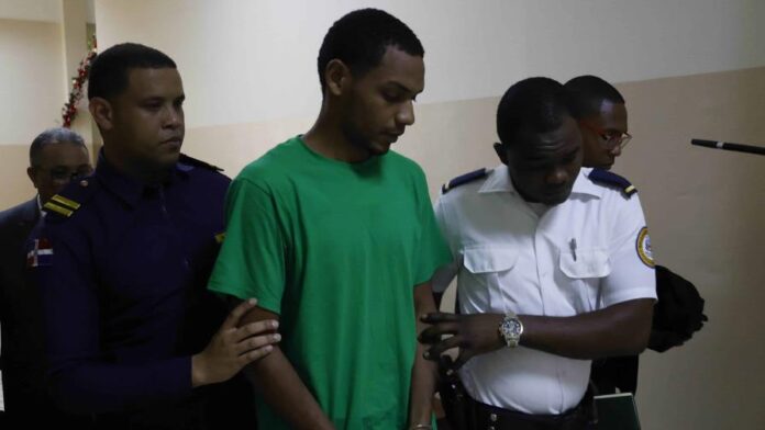 Libertad condicional para profesor acusado de acosar a niña: «Sé que volveré a dar clases, soy inocente, el Señor lo sabe»