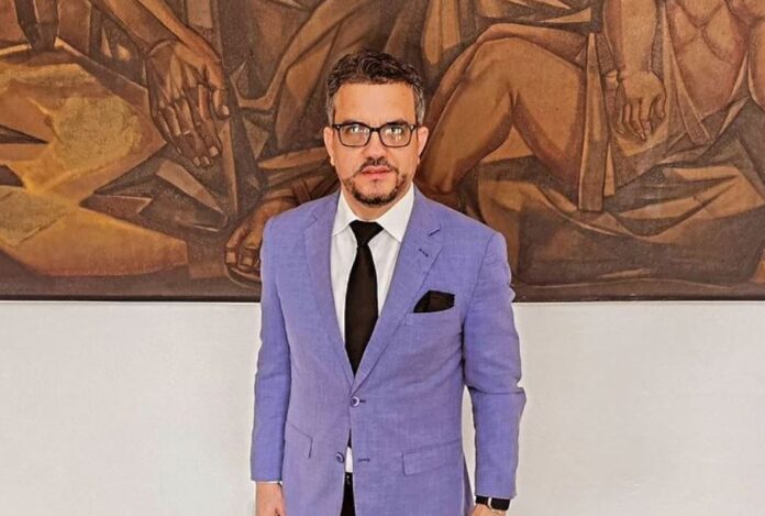 Perremeísta asegura que ni aplicando las 48 leyes del poder lo han tomado en cuenta