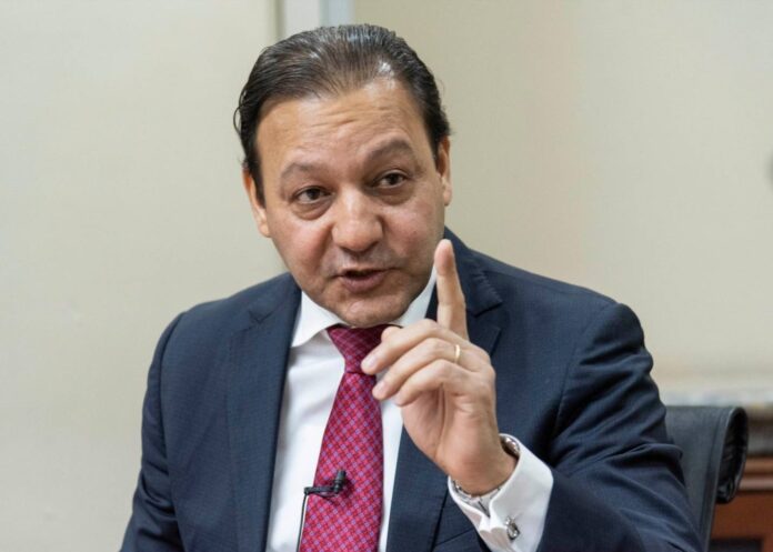 Prueba de ADN confirma que Abel Martínez no es el padre biológico