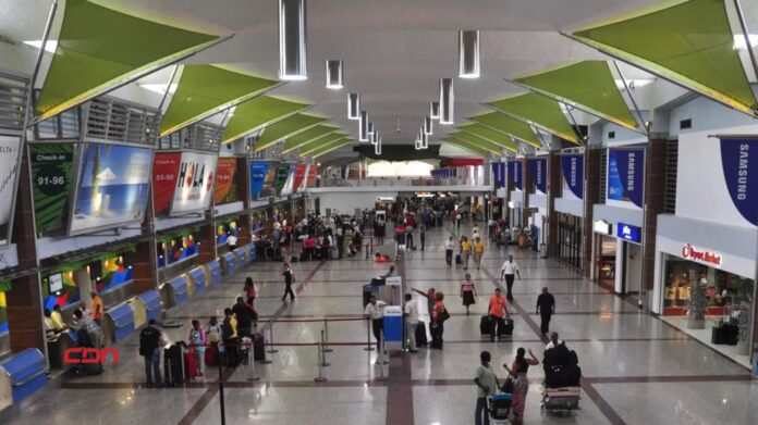 Tribunal descarga a agente de migración acusado de violación en el AILA