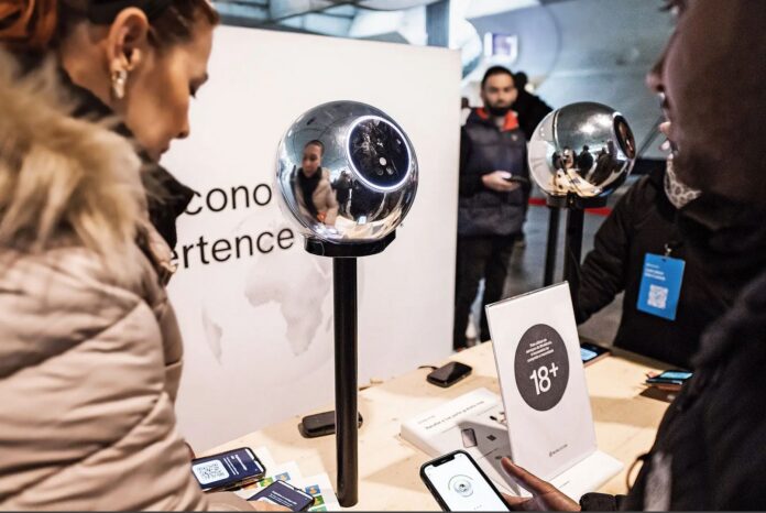 Worldcoin reanuda operaciones en República Dominicana tras conflicto con Proconsumidor