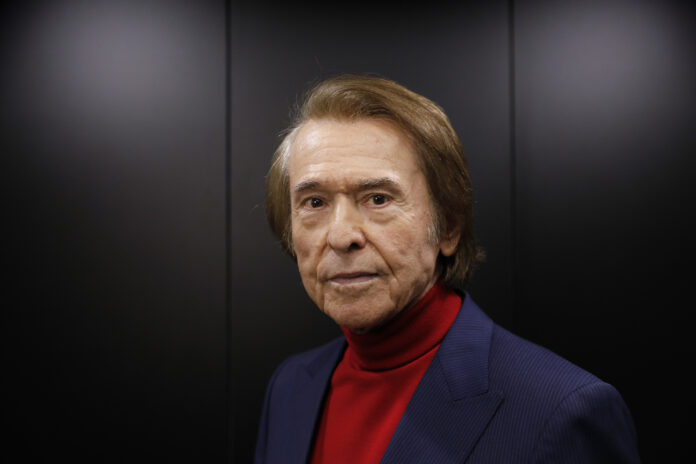 Raphael padece un linfoma cerebral primario del que está siendo tratado