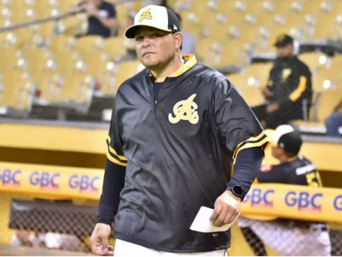 Yadier Molina es elegido dirigente del año en LIDOM