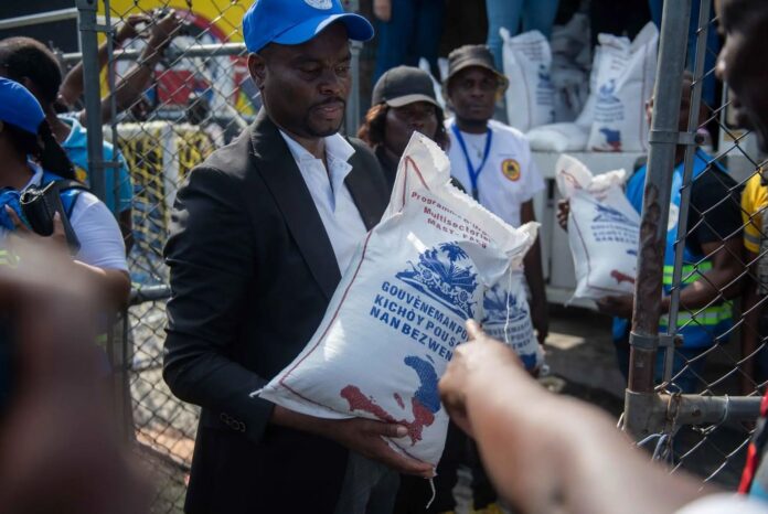 Haití realiza jornada de solidaridad para desplazados en condiciones críticas en Pétion-ville