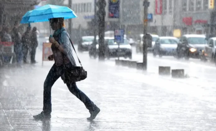 Indomet pronostica aguaceros y ráfagas de viento debido a un sistema de baja presión