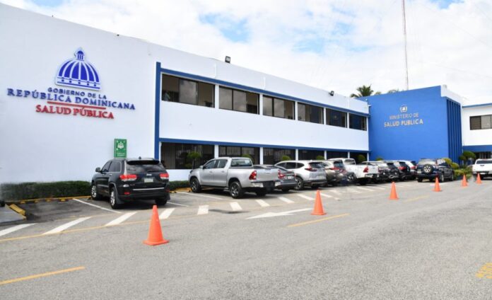 Cierran quirófanos del Cediah tras muerte de joven durante cirugía