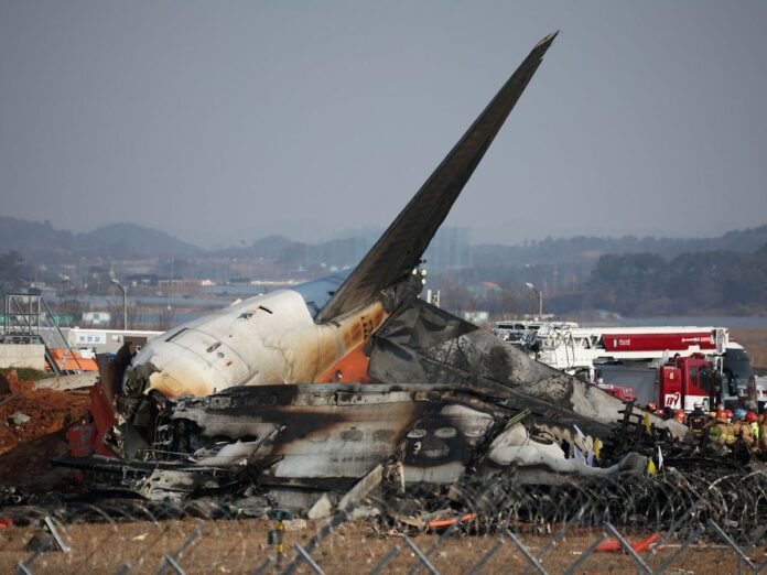 Boeing 737-800 de Jeju Air se estrella en Corea del Sur: con 181 personas a bordo