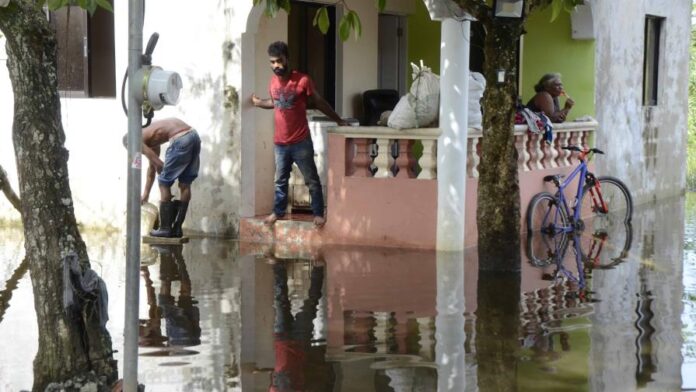 Cabarete enfrenta severos daños tras intensas lluvias que azotan la comunidad
