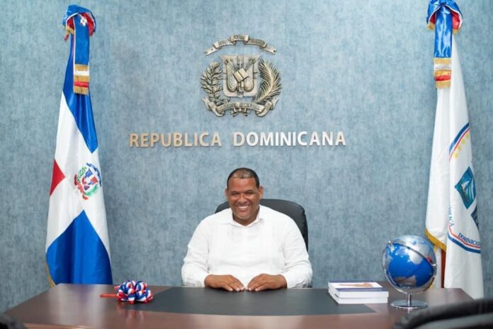 Implicado en Panthera 7, el director de Bayahíbe fue candidato del PLD