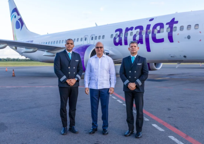 República Dominicana avanza en la aviación: dos pilotos habilitados para Boeing 737 MAX 8