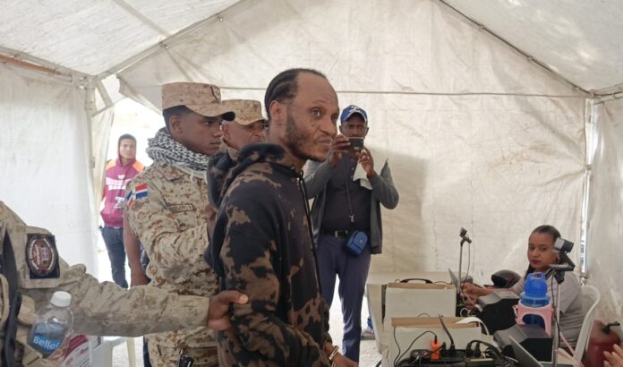 República Dominicana pone a disposición de la Policía de Haití a Gourin Enel, otro supuesto integrante de banda armada haitiana