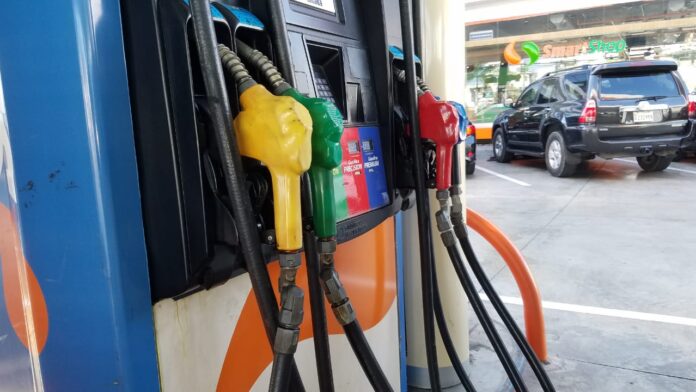 Cuatro combustibles registrarán aumentos de precio a partir de este sábado