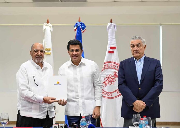 Gobierno Dominicano destina un millón de dólares a universidades para investigar el sargazo