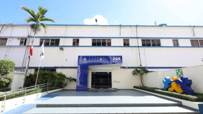 Compras y Contrataciones anula licitación del Ministerio de Educación por irregularidades graves