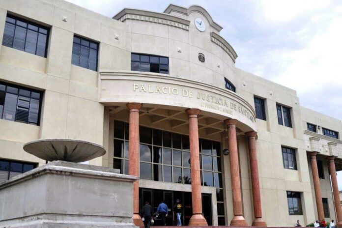 Regidor del PRM en San José de las Matas es arrestado en Santiago por amenaza agravada