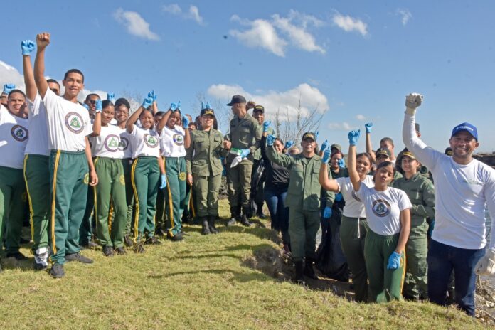 SENPA Realiza Jornada de Educación, Reforestación y Limpieza de Playa en Haina
