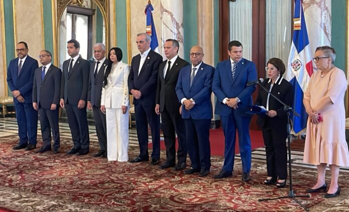 Yeni Berenice asume como procuradora general de la República