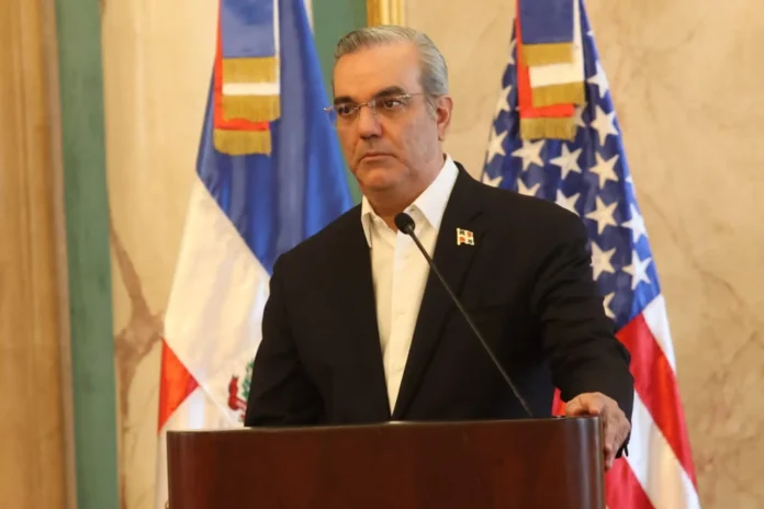 Abinader anuncia hallazgo de 100 millones de toneladas de tierras raras en RD