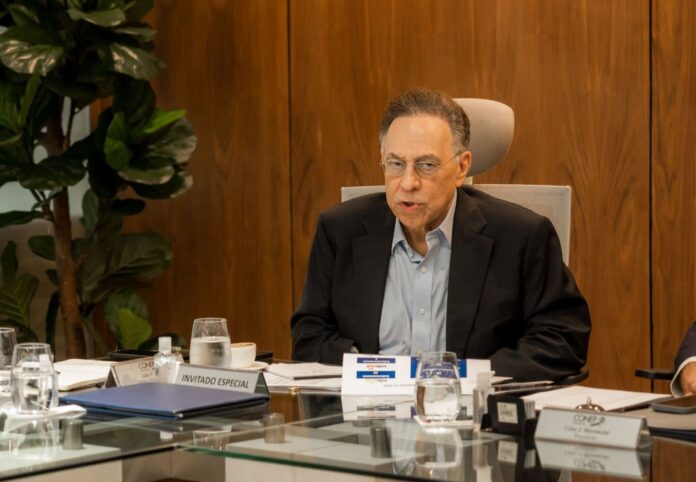 CUED defiende transparencia en licitación de subagentes de cobro para Edesur