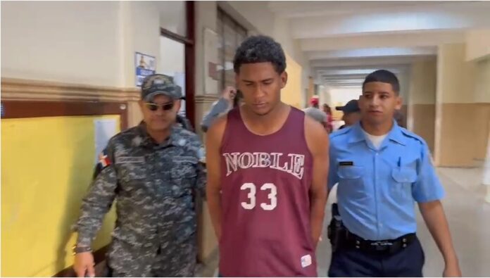 Prisión preventiva para hombre acusado de matar a su madre y su hija de tres años en San Francisco de Macorís