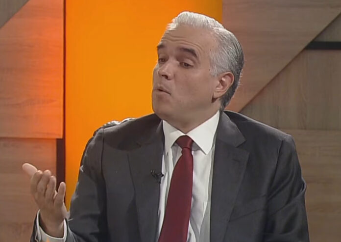 Ministro de Educación evita hablar sobre matrícula haitiana antes de la marcha en Friusa