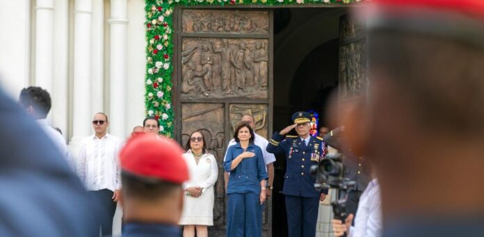 Vicepresidenta Raquel Peña lidera ceremonia que conmemora la Batalla del 30 de Marzo