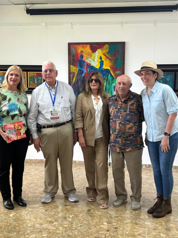 Inauguran exposición de arte «Caballos y Cerámicas»