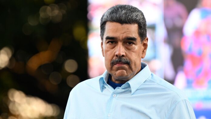 Maduro ordena gestionar regreso de venezolanos deportados tras advertencia de sanciones de EE. UU.