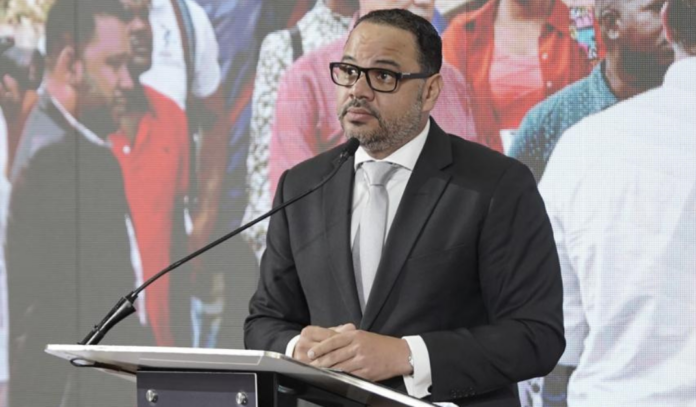 Defensor del Pueblo propone fondo de auxilio para cesantía en reforma laboral