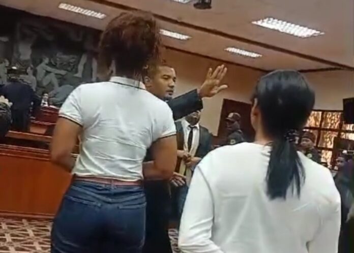 Tensión en audiencia del caso Nido: tribunal rechaza recusación de víctimas y se acusa falta de imparcialidad