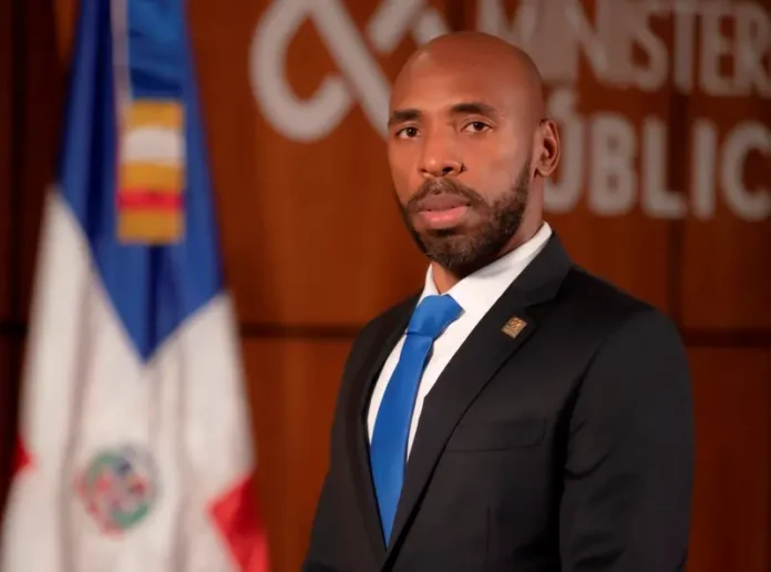 Juan Medina asume nuevo cargo pese a señalamientos por abuso de poder