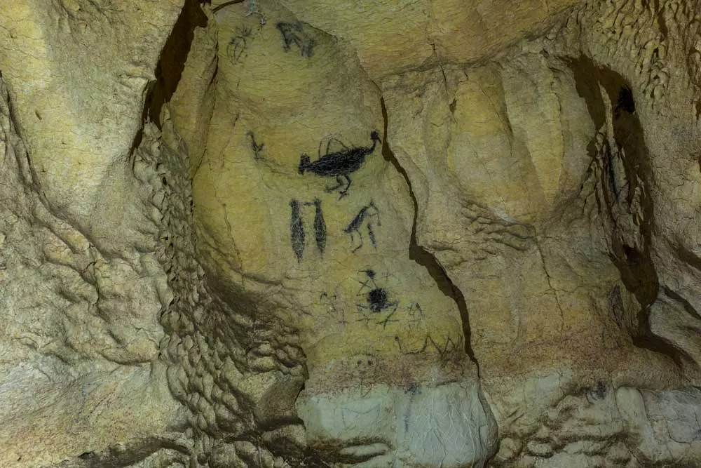 taino petroglyphs pomier caves jon fuller alamy