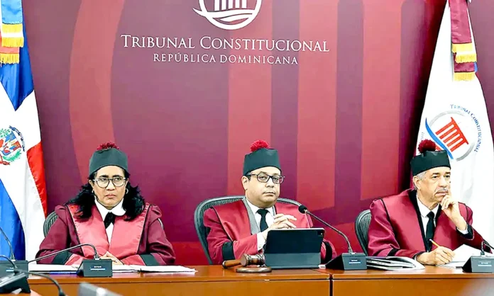 Tribunal Constitucional ordena al Ministerio de Interior otorgar nacionalidad dominicana a 32 haitianos o pagar RD$5,000 por cada día de retraso