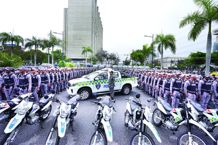 Despliegan más de 27 mil efectivos para garantizar seguridad en Semana Santa 2025