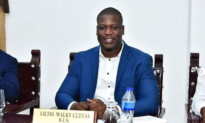 Incautan edificio de 25 millones de pesos al regidor Walky Cuevas Charles vinculado a red de narcotráfico