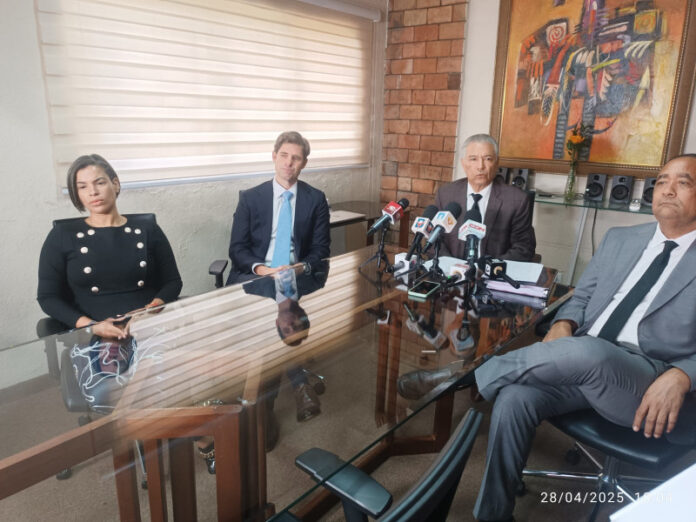 Firma norteamericana representará a víctimas nacionales y extranjeras del colapso en discoteca Jet Set