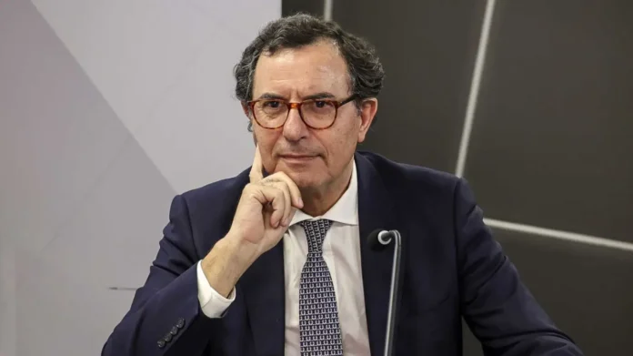 Ministro portugués admite que un ciberataque podría estar detrás del apagón eléctrico que afecta a Europa