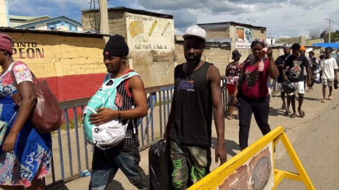 Más de 600 haitianos dejan suelo dominicano de forma voluntaria tras acciones migratorias en RD