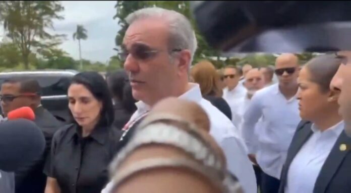 “¿Qué pasó, por qué pasó y cómo pasó?”: Abinader exige investigación profunda sobre la tragedia del Jet Set