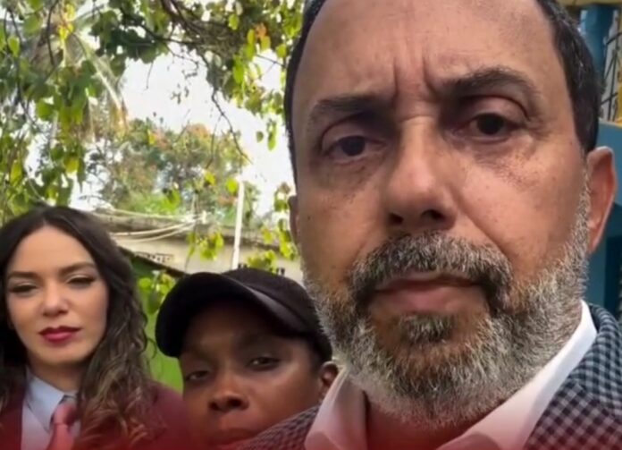 Cinco niños huérfanos tras derrumbe en Jet Set recibirán apoyo de Juan Carlos Guilbe y Hony Estrella