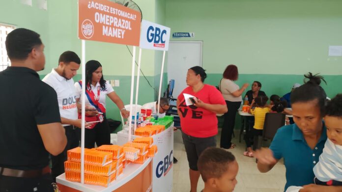 Fundación GBC Farmacias beneficia a 900 personas con jornadas de salud gratuitas en Los Ríos y Galván, provincia Bahoruco