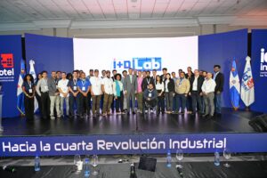 INDOTEL reúne a más de 1,700 jóvenes en congreso sobre innovación tecnológica y cierra con competencia de alto nivel