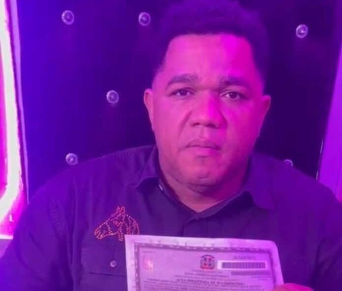 Joven asegura que Leonel Fernández es su padre y exige resultados de prueba de ADN realizada en 2008