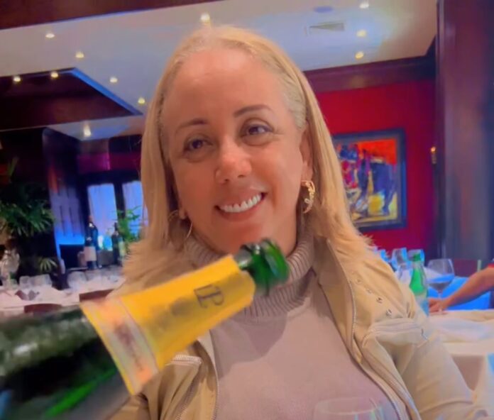 Liberan a La Tora tras ser detenida por rebeldía en caso de difamación contra el diputado Sergio Moya