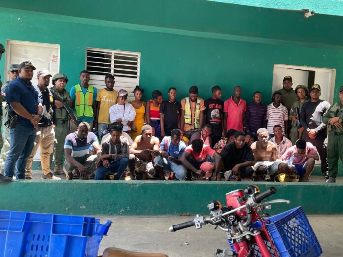 Autoridades intervienen zona protegida del Salto de la Tinaja y detienen a 28 personas por ocupación ilegal