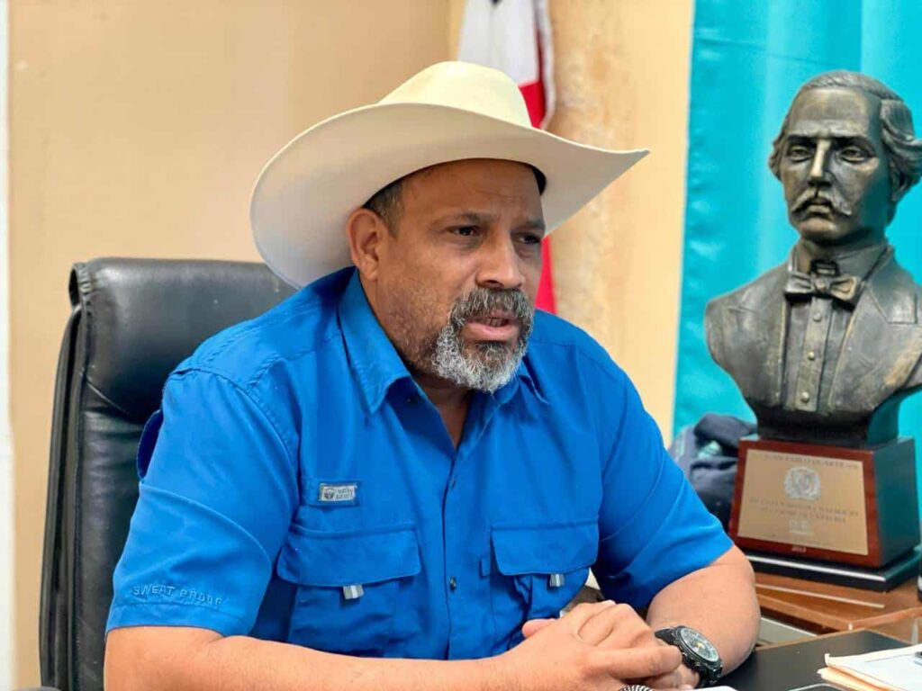 santiago riveron denuncia boicot a su gestion como alcalde de dajabon