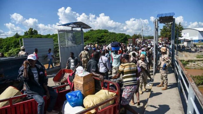 Entra en vigor medida de Haití que bloquea entrada terrestre de mercancías extranjeras desde RD