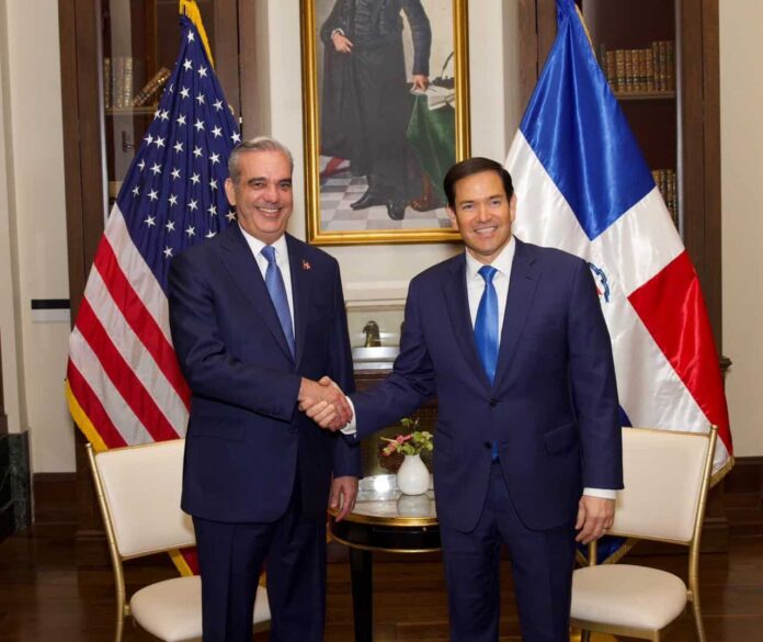 En reunión con Marco Rubio, Abinader insiste a Estados Unidos en mayor apoyo internacional para Haití